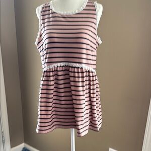 Sleeveless mauve and navy tunic